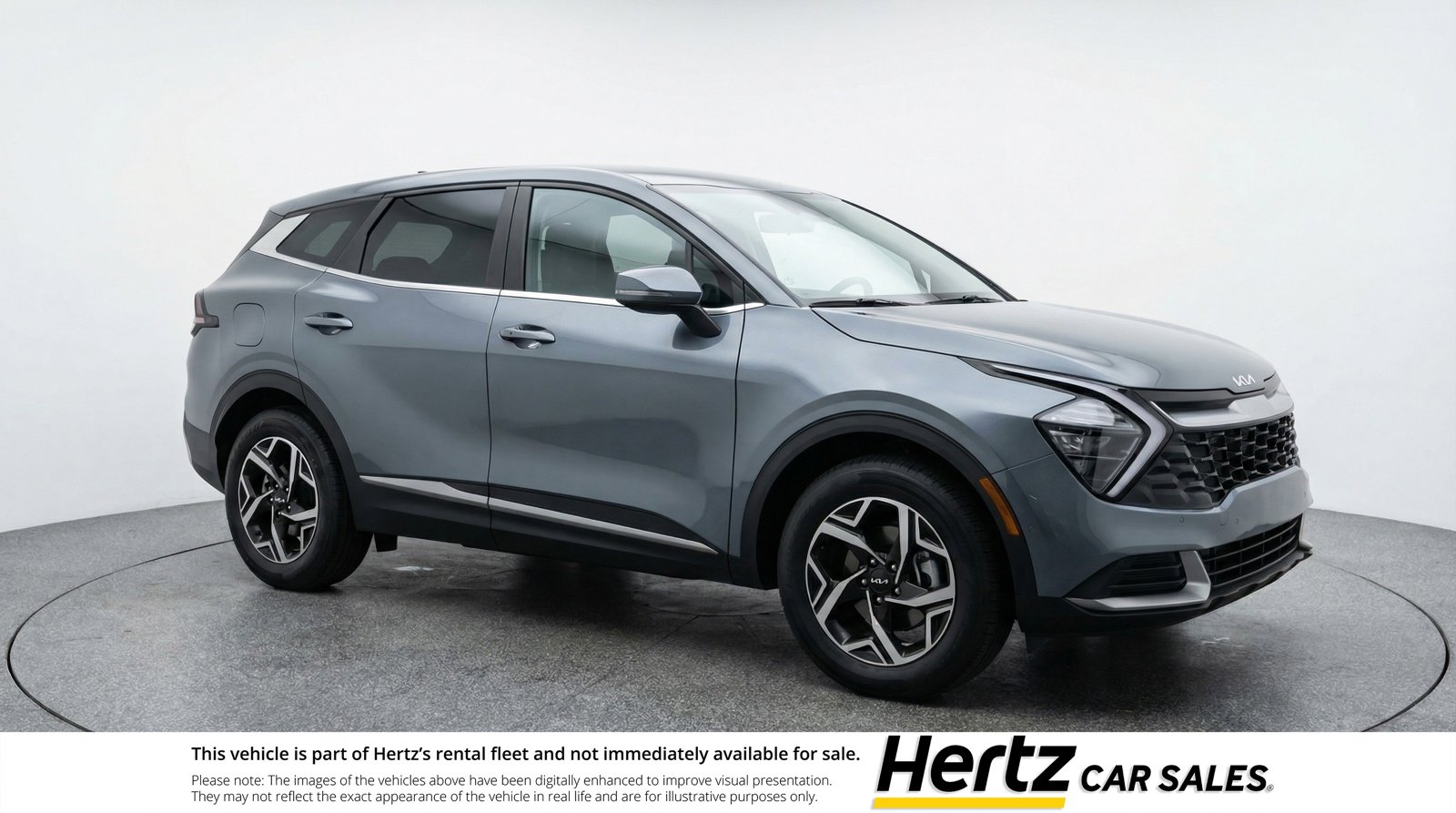 Used 2025 Kia Sportage LX image 1