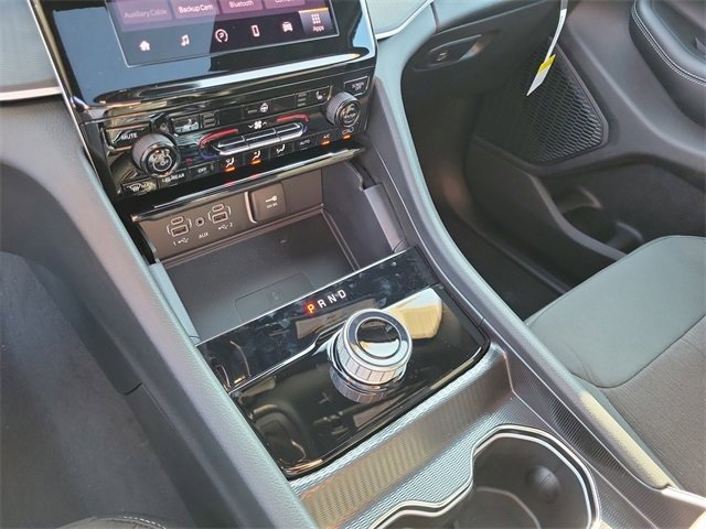 New 2025 Jeep Grand Cherokee L Laredo w/ Luxury Tech Group I image 31