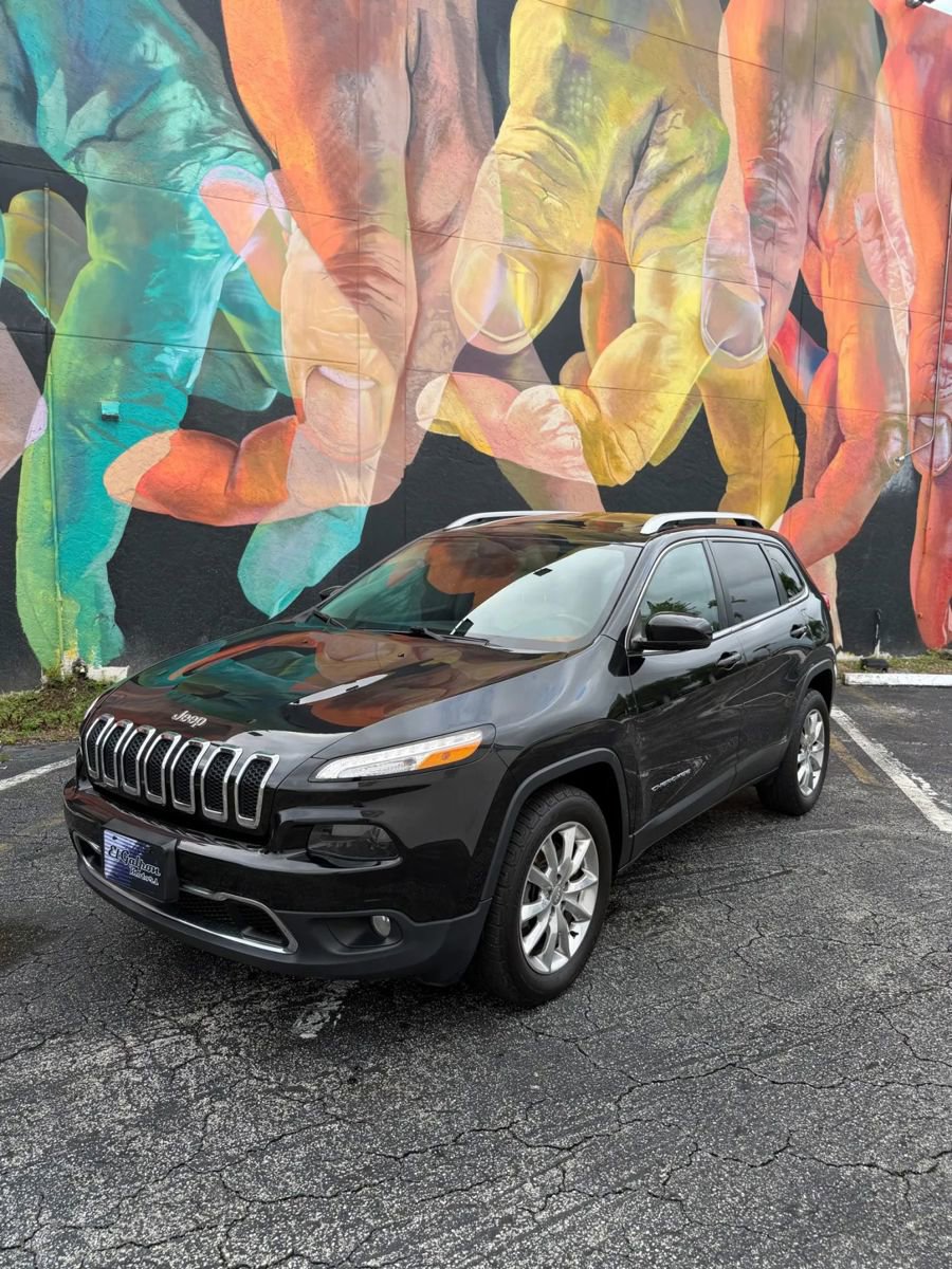 Used 2016 Jeep Cherokee Limited image 2