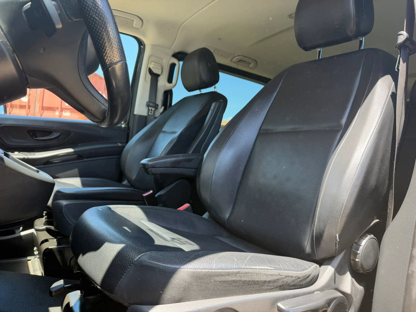 Used 2019 Mercedes-Benz Metris Passenger image 10