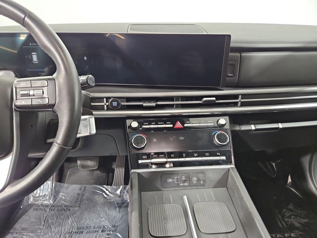 Used 2025 Hyundai Santa Fe XRT image 18