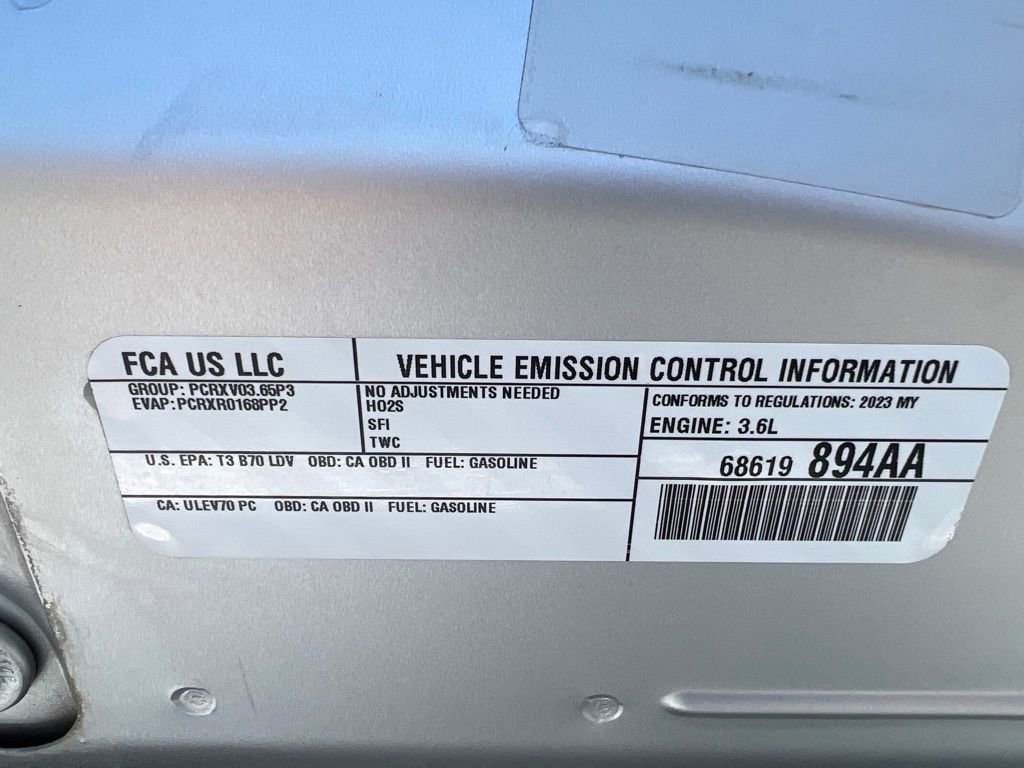 Used 2023 Dodge Challenger SXT image 25