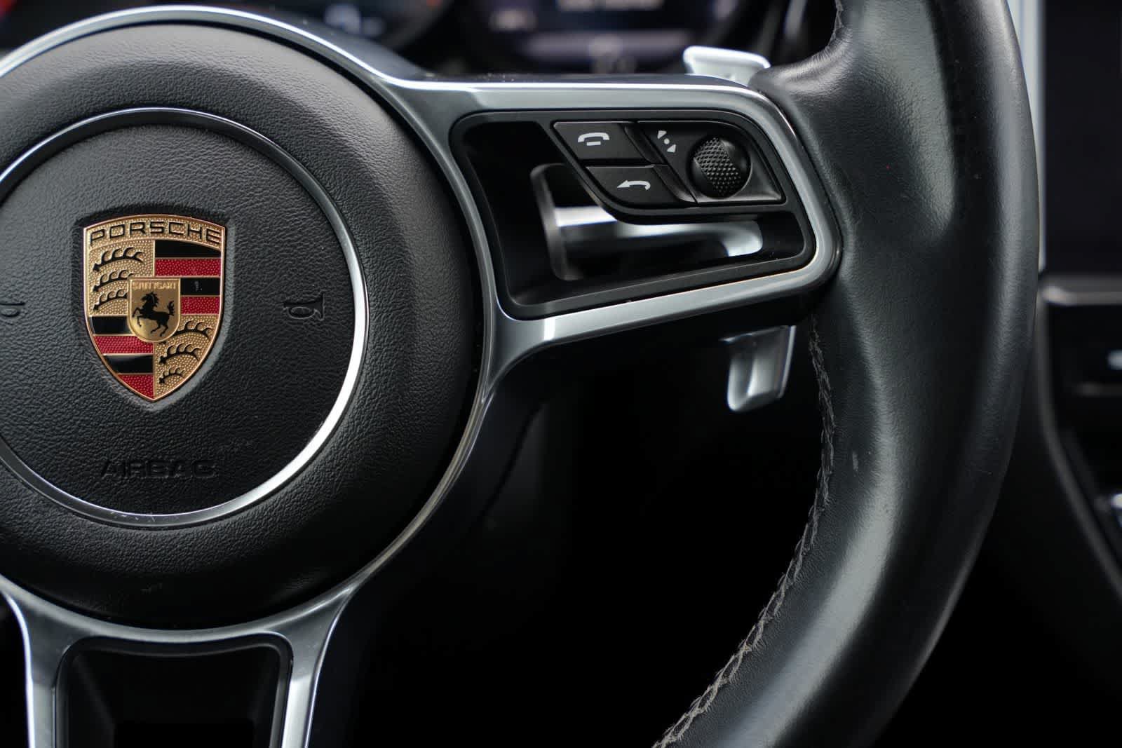 Used 2019 Porsche Macan AWD/4WD image 10