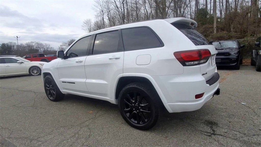 Used 2021 Jeep Grand Cherokee Laredo X image 6
