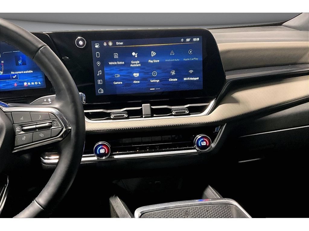 Used 2025 Chevrolet Equinox LT w/ Convenience Package II AWD/4WD image 8