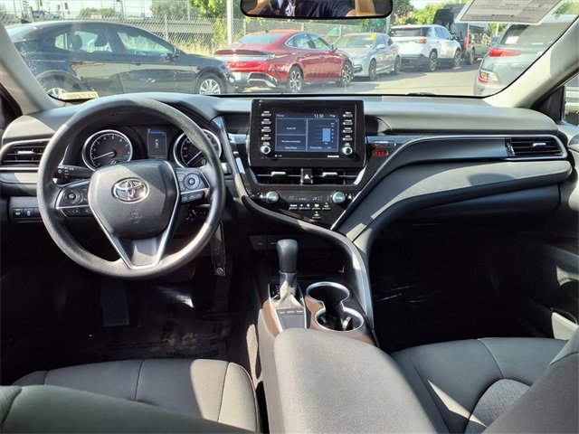 Used 2024 Toyota Camry LE image 10