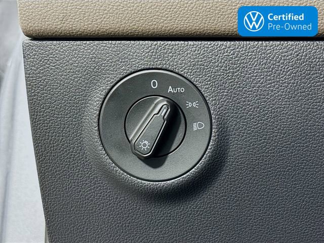 Certified 2023 Volkswagen Taos SEL image 10