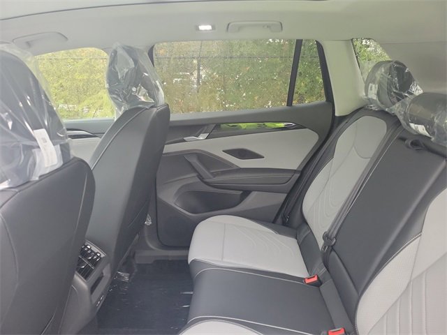 New 2026 Volkswagen Tiguan SE image 12