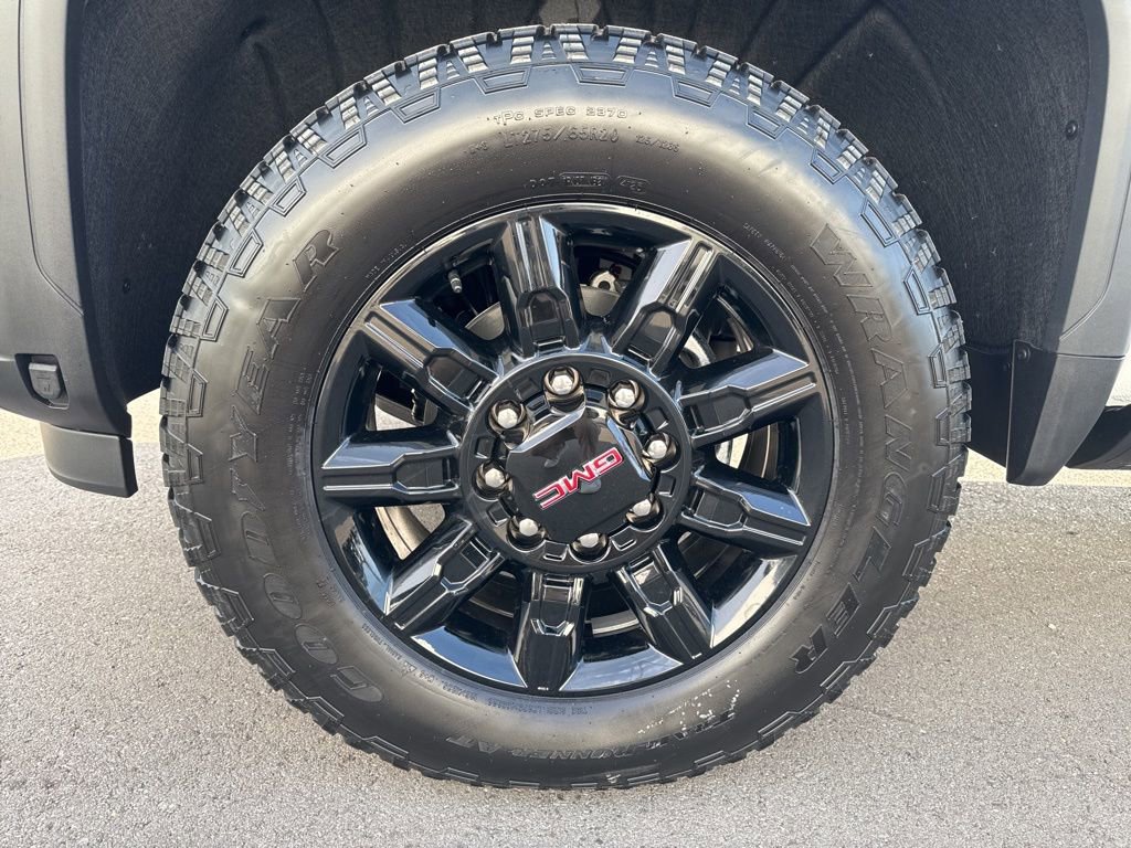 New 2026 GMC Sierra 2500 AT4 image 35