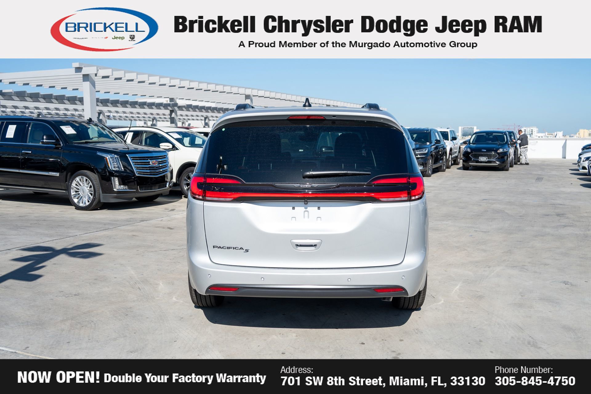 New 2026 Chrysler Pacifica Select image 6