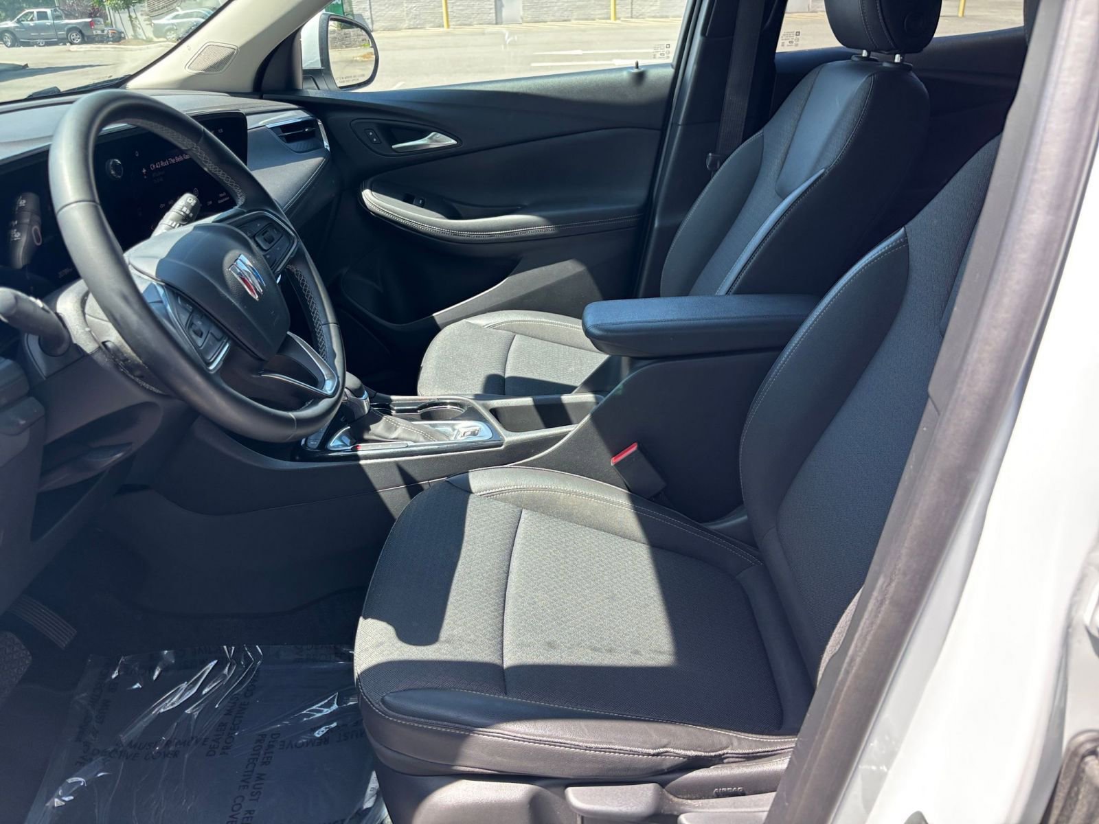 Used 2025 Buick Encore GX Preferred FWD image 27