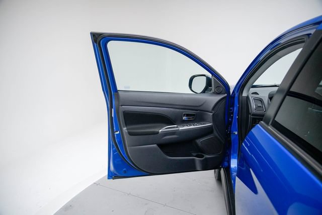 Used 2020 Mitsubishi Outlander Sport SE FWD image 22