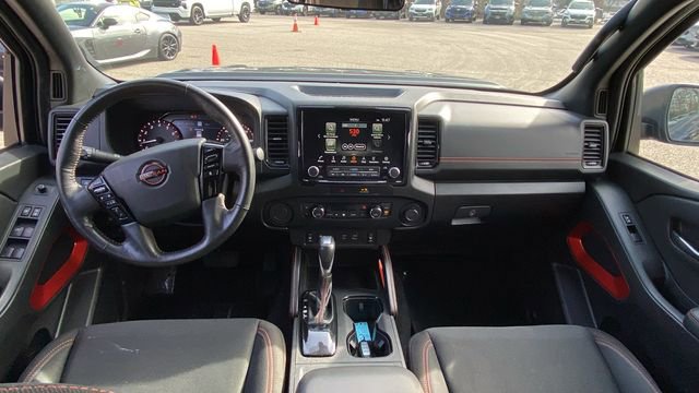 Used 2022 Nissan Frontier Pro-X image 13
