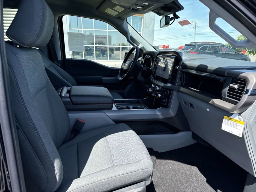 New 2024 Ford F150 XLT w/ Equipment Group 302A MID image 17
