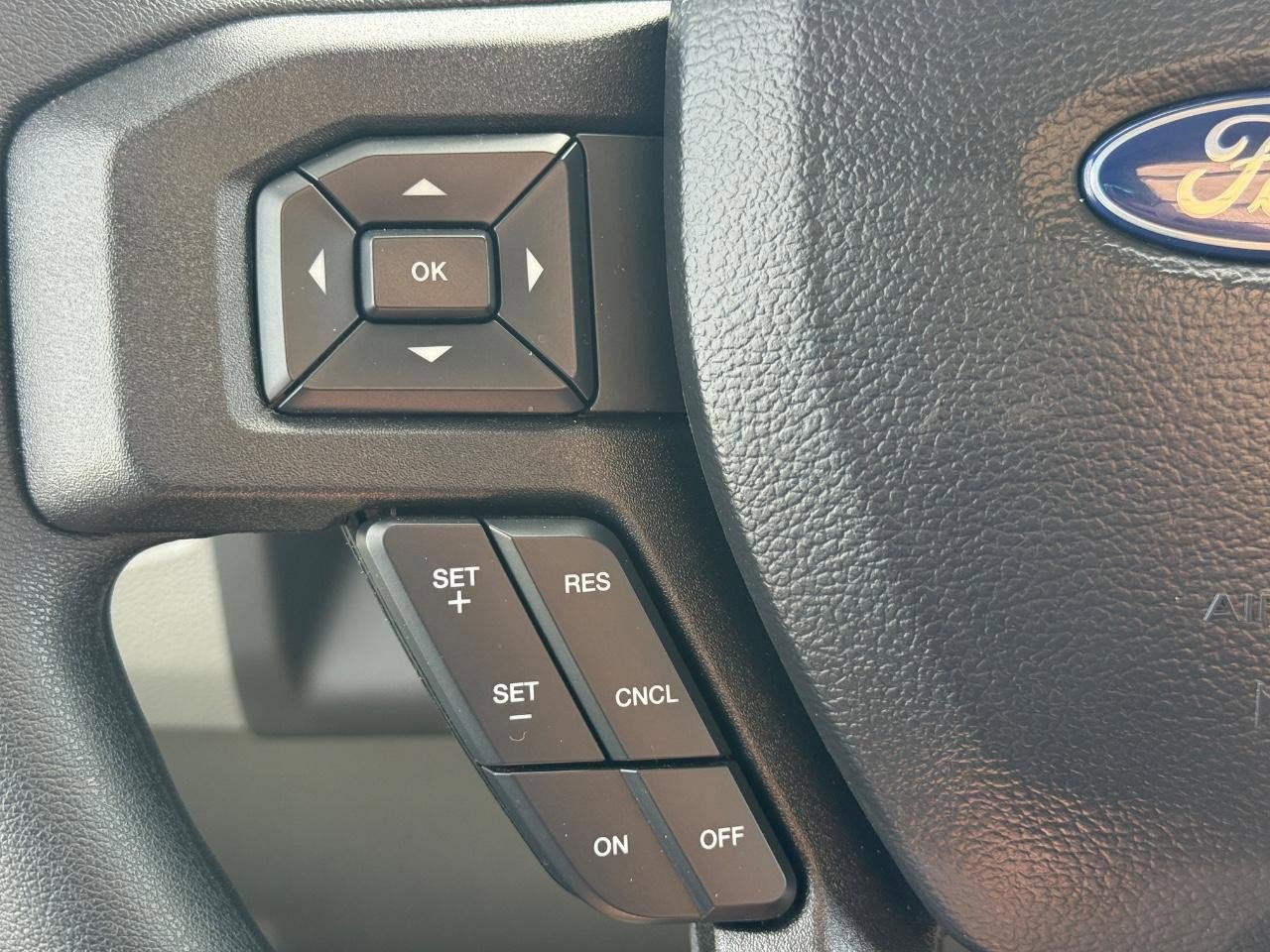 New 2026 Ford E-450 and Econoline 450 Super Duty w/ Power Equipment Group RWD image 11