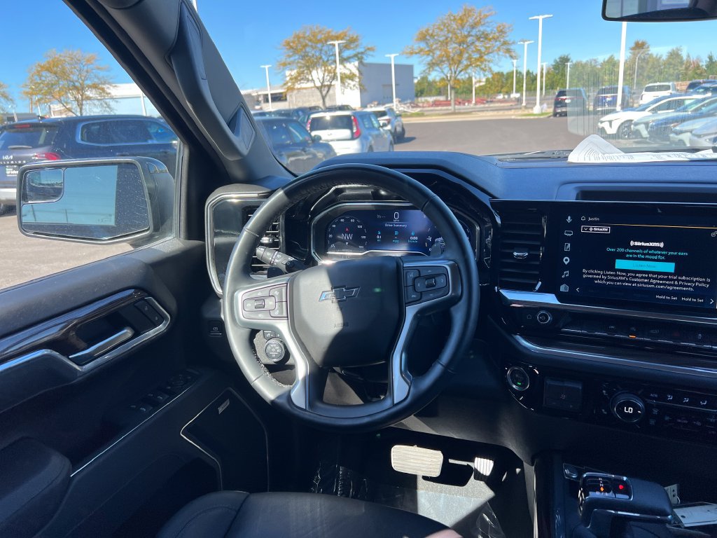 Used 2025 Chevrolet Silverado 1500 RST w/ Convenience Package II AWD/4WD image 11