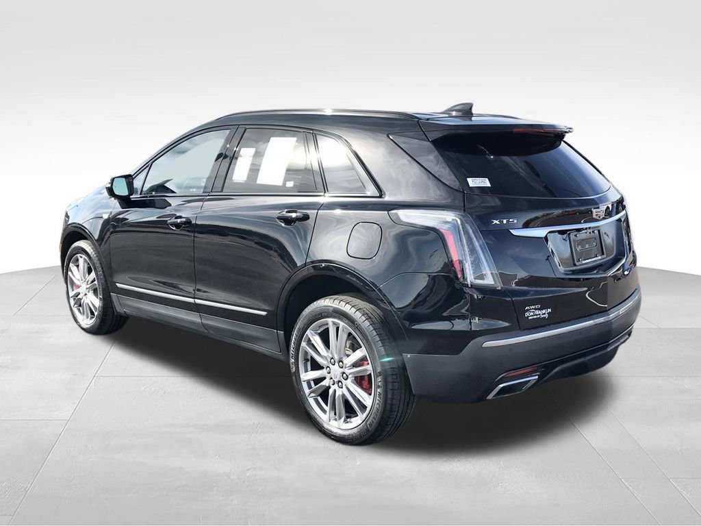Used 2024 Cadillac XT5 Sportv w/ LPO, Floor Liner Package AWD/4WD image 6