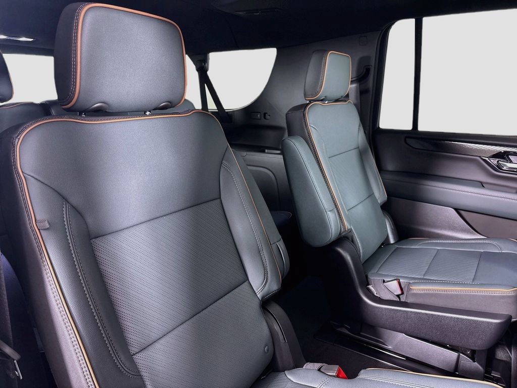 New 2026 GMC Yukon XL AT4 AWD/4WD image 29