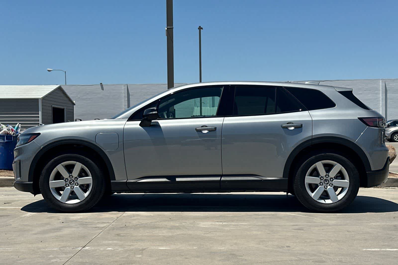 Used 2025 Honda Prologue EX image 6