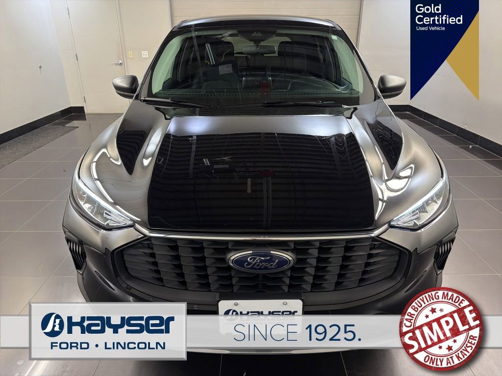 Used 2023 Ford Escape Active AWD/4WD image 2