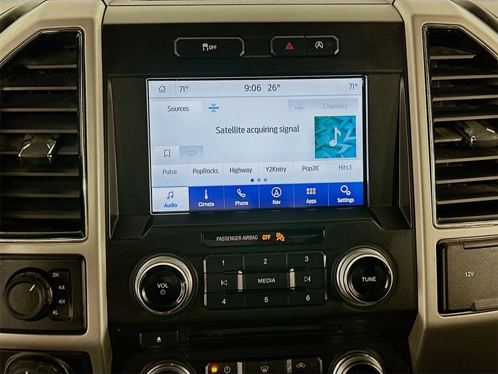 Used 2018 Ford F150 Lariat w/ Equipment Group 502A Luxury image 15