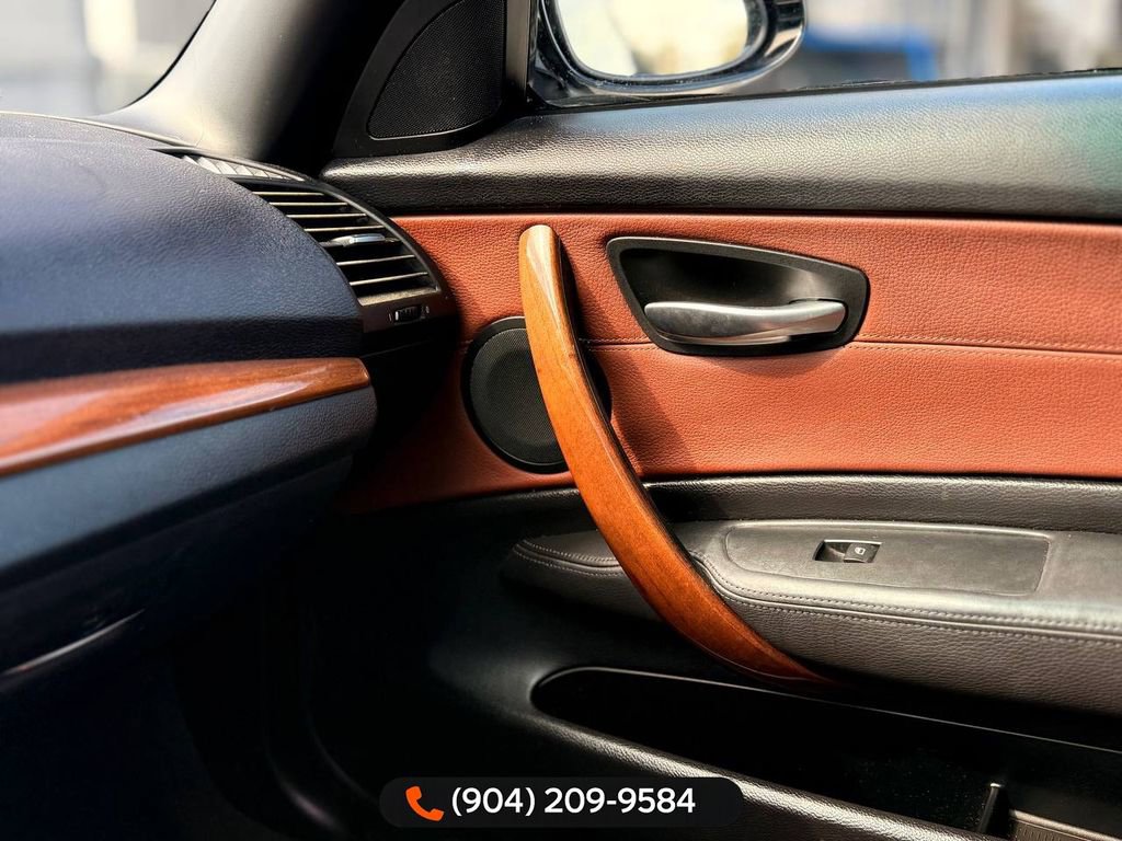 Used 2008 BMW 128i Convertible image 18