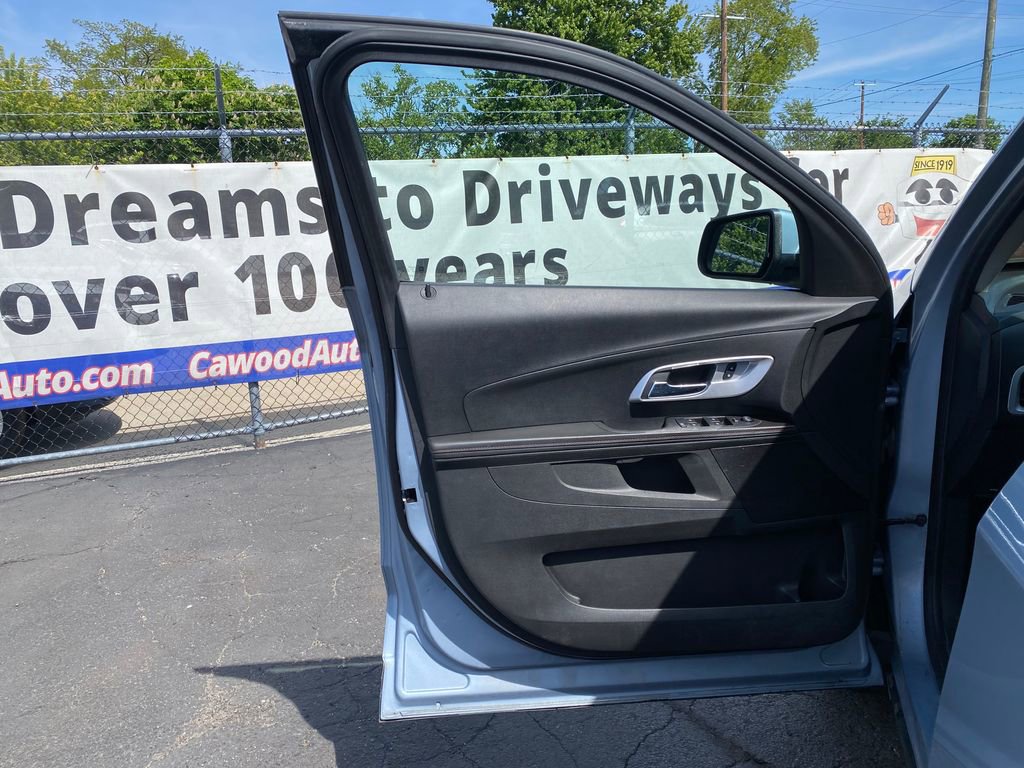 Used 2015 Chevrolet Equinox LT w/ Driver Convenience Package FWD image 12