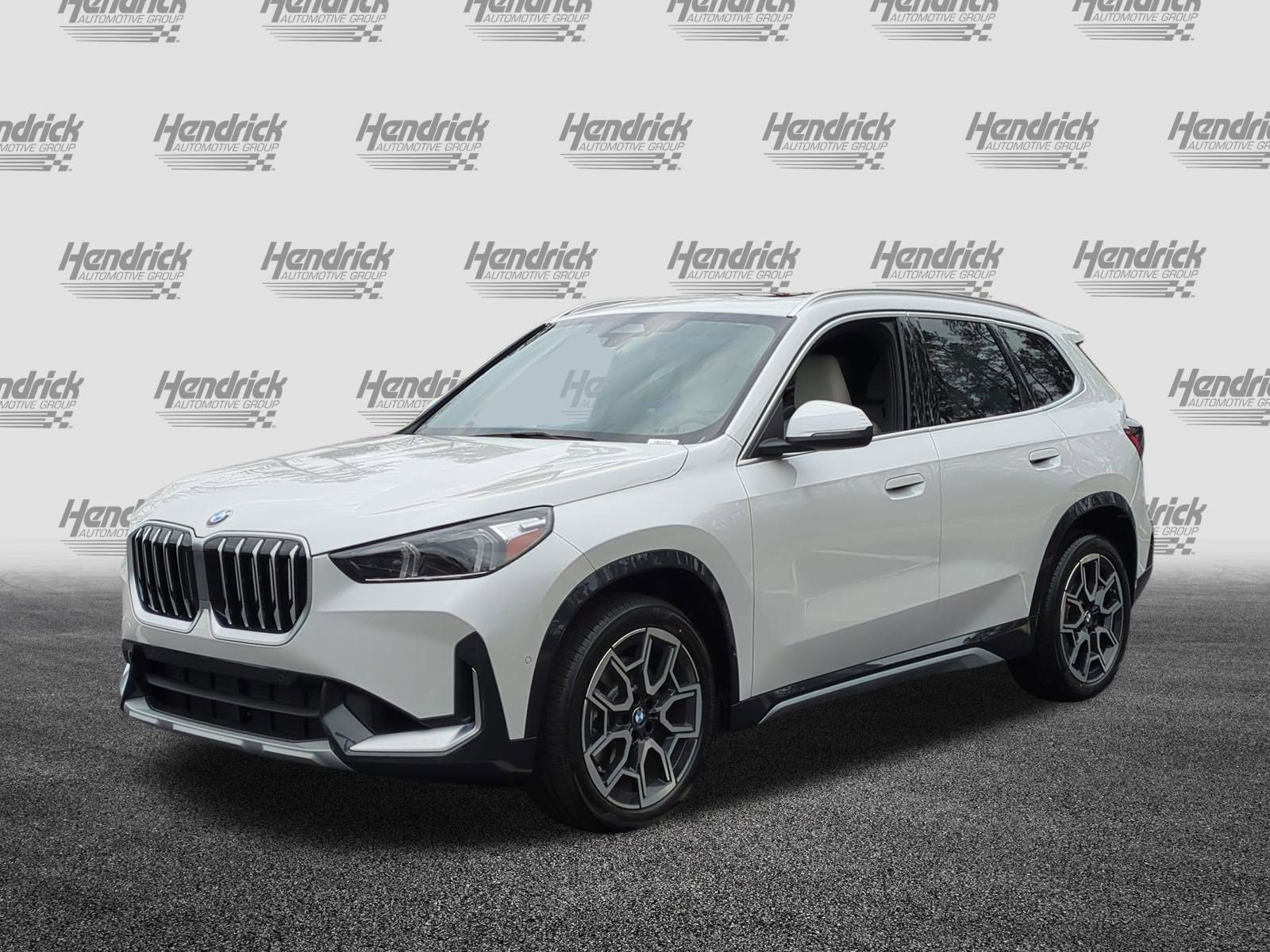 Certified 2026 BMW X1 xDrive28i w/ Convenience Package AWD/4WD image 5