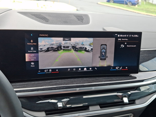 Used 2026 BMW X7 xDrive40i w/ M Sport Package AWD/4WD image 23