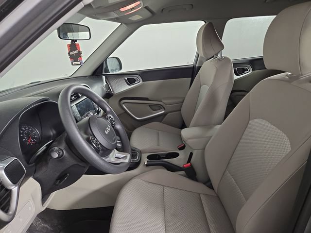 Certified 2022 Kia Soul LX FWD image 11
