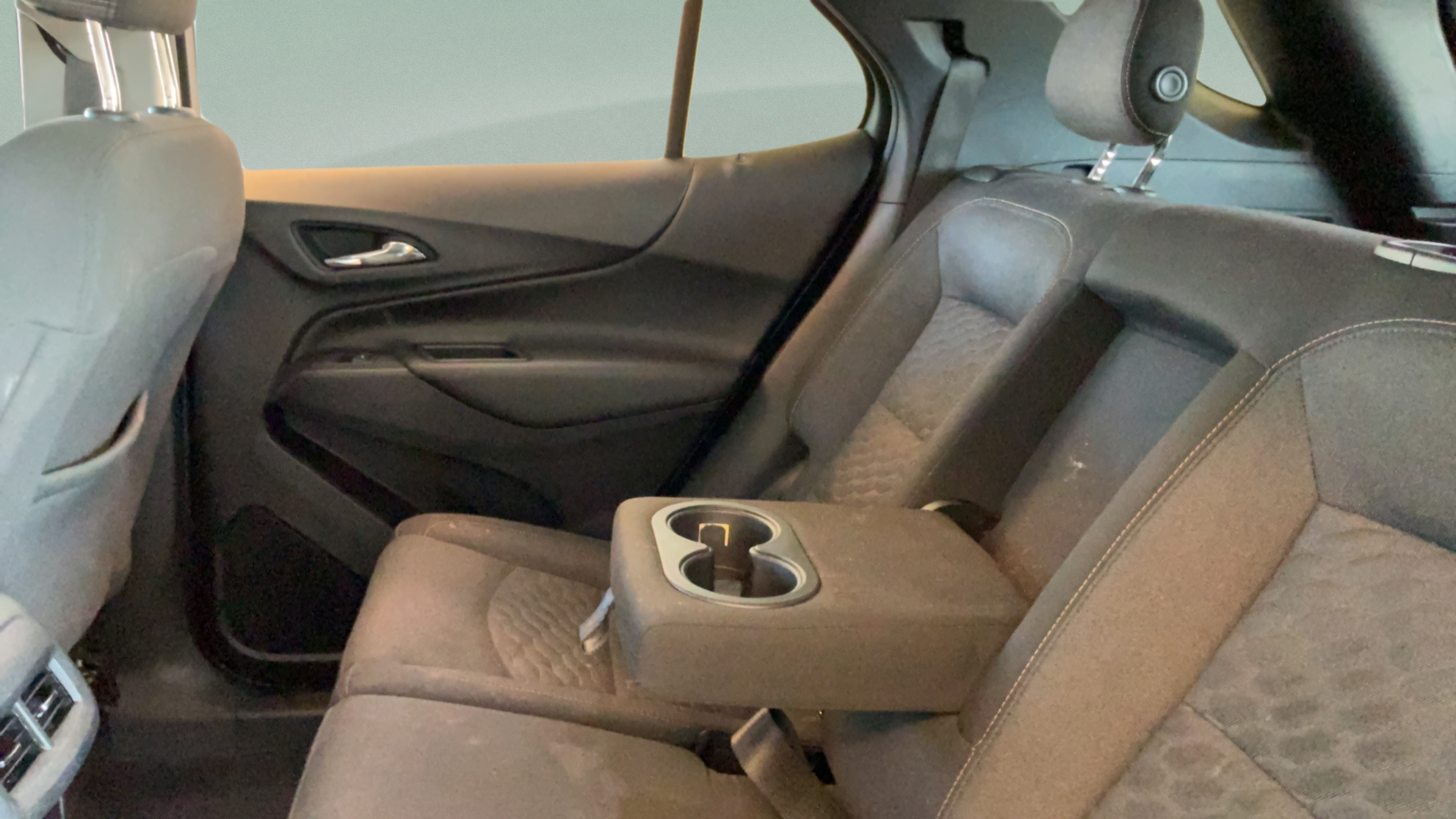 Used 2019 Chevrolet Equinox LT FWD image 27