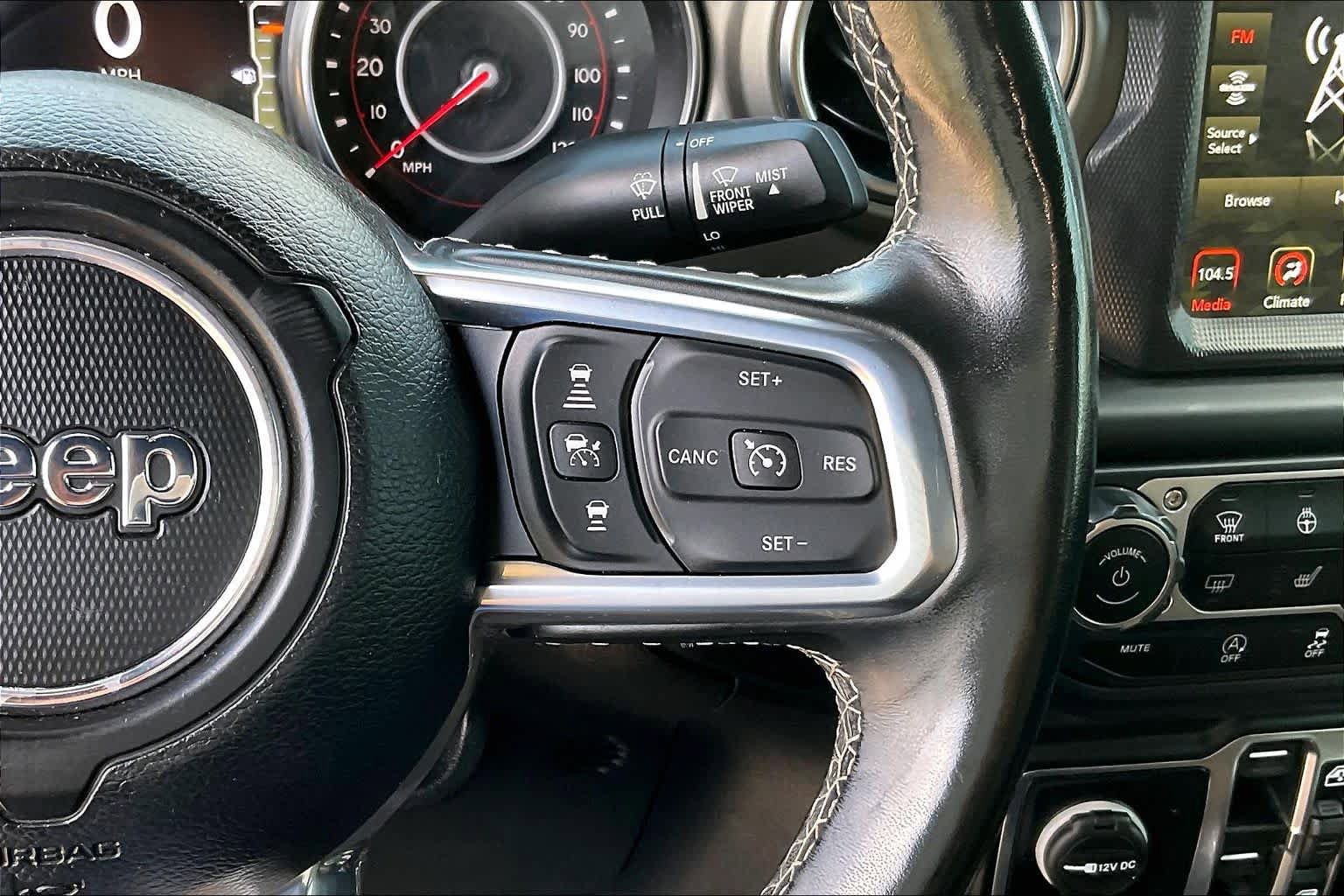 Used 2020 Jeep Gladiator Rubicon AWD/4WD image 24