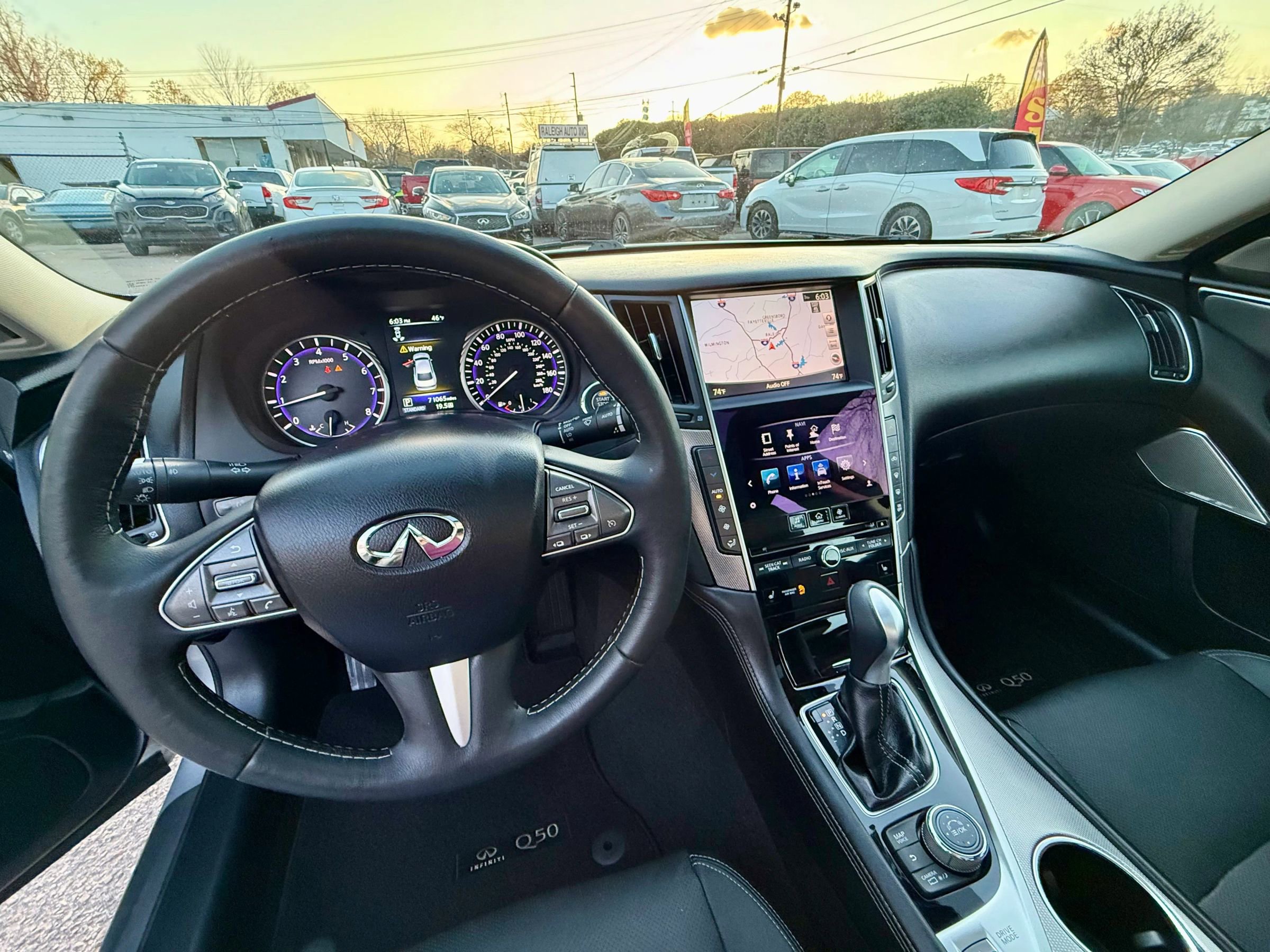 Used 2017 INFINITI Q50 Premium w/ 2.0T Premium Plus Package image 15