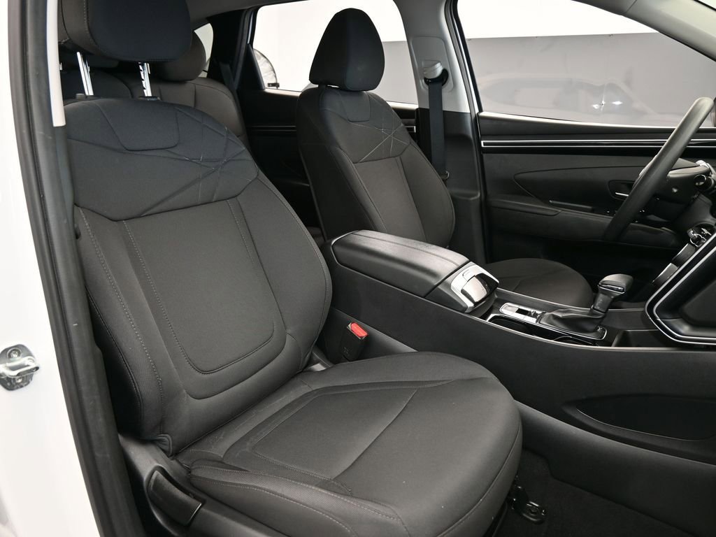 Used 2023 Hyundai Tucson SE image 35