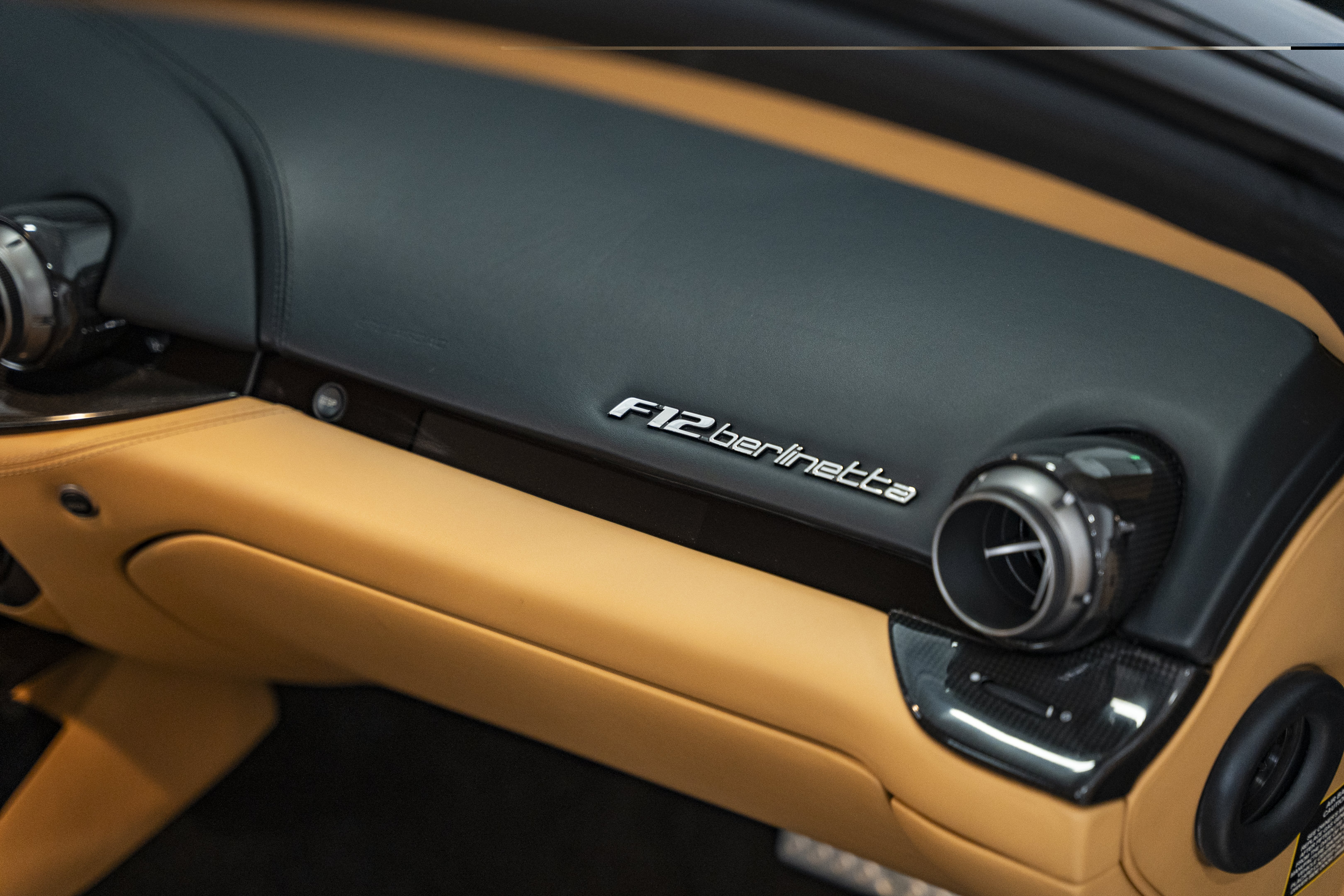 Used 2014 Ferrari F12 Berlinetta RWD image 43