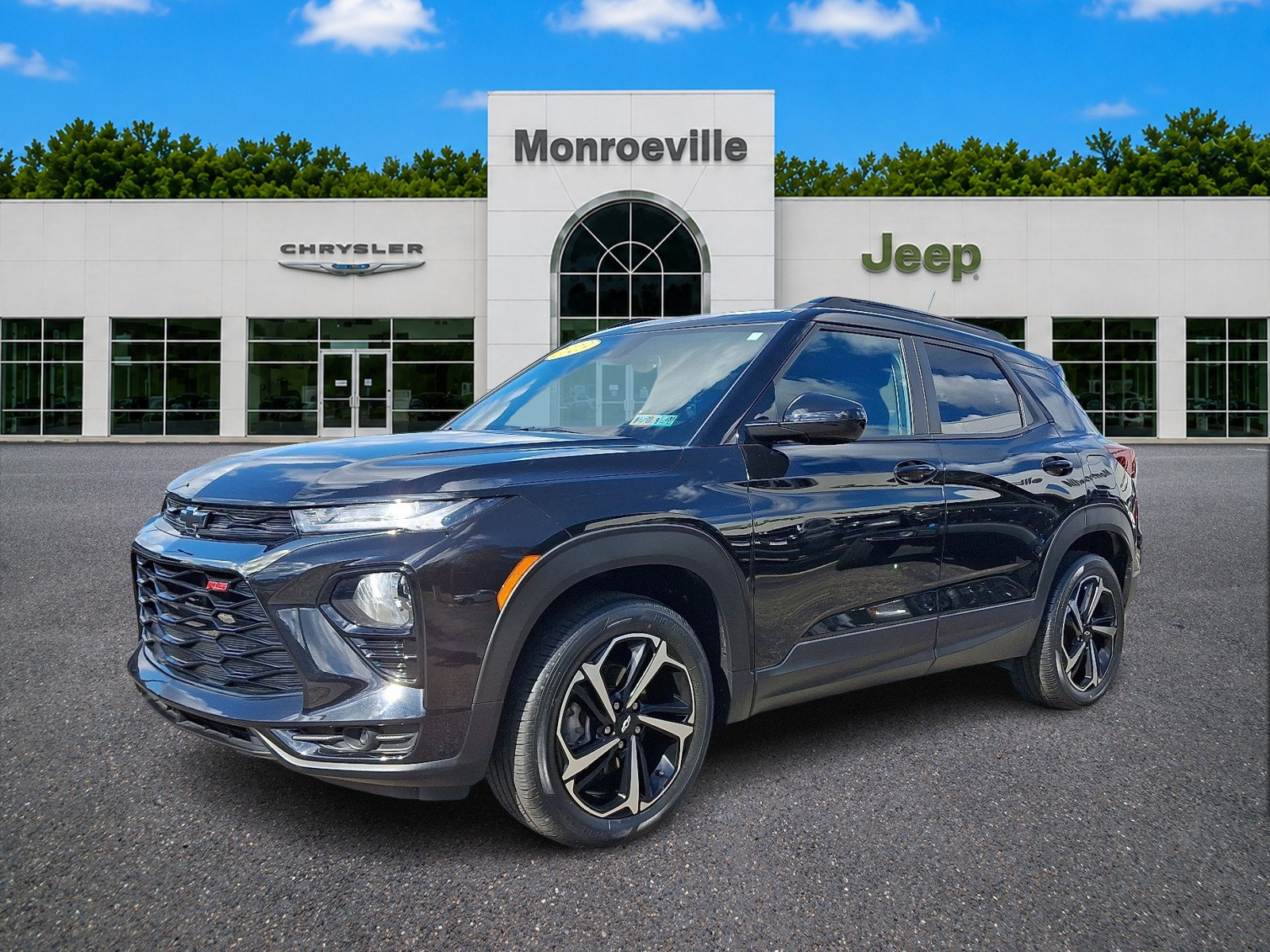 Used 2023 Chevrolet TrailBlazer RS w/ Sun and Liftgate Package