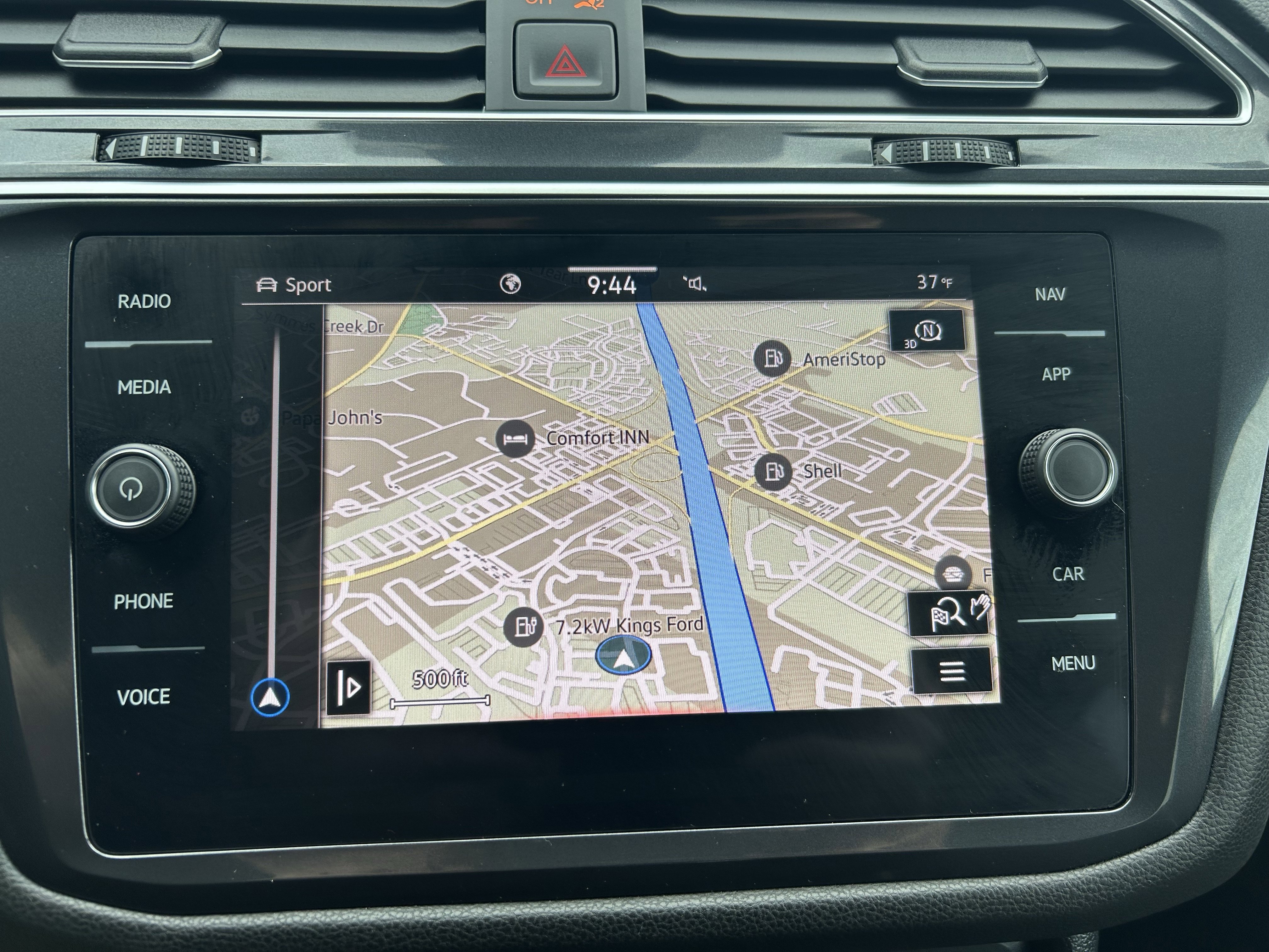 Certified 2024 Volkswagen Tiguan SEL R-Line image 13