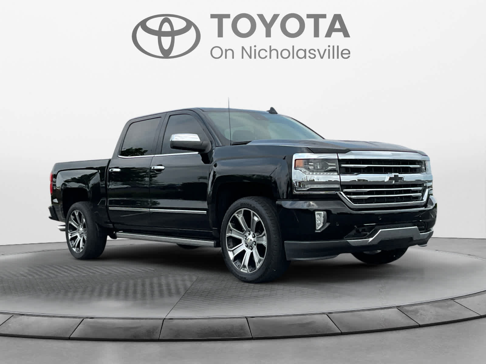 Used 2017 Chevrolet Silverado 1500 High Country AWD/4WD image 7