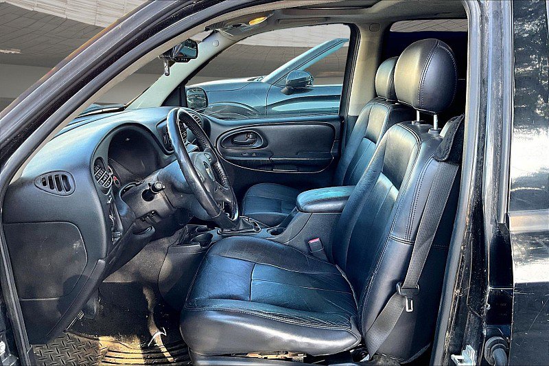 Used 2008 Chevrolet TrailBlazer LT w/ Sun And Sound Package RWD image 21