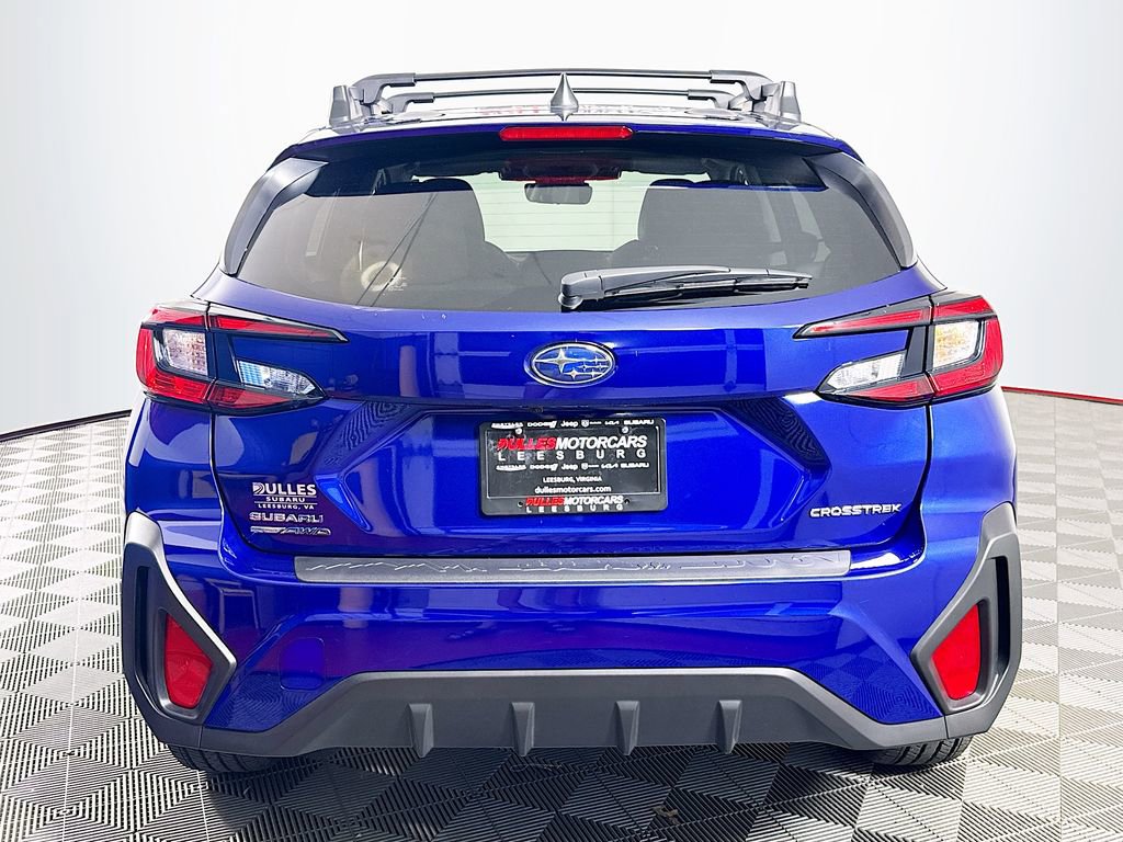 Used 2025 Subaru Crosstrek 2.0i Premium image 6