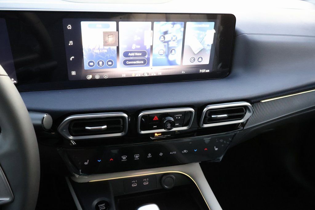 New 2026 Nissan Sentra SL w/ Floor Mat Package FWD image 16