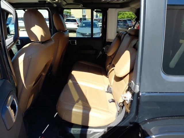 Used 2023 Jeep Wrangler Unlimited Sahara w/ Cold Weather Group AWD/4WD image 23