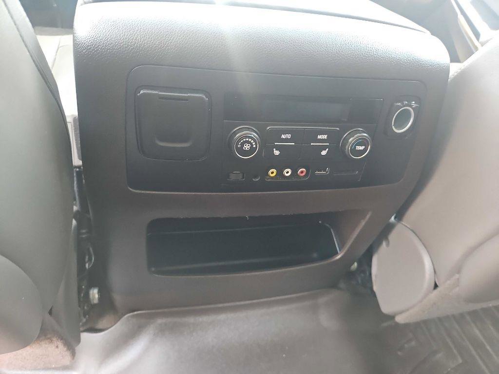 Used 2016 GMC Yukon XL Denali w/ Open Road Package AWD/4WD image 28