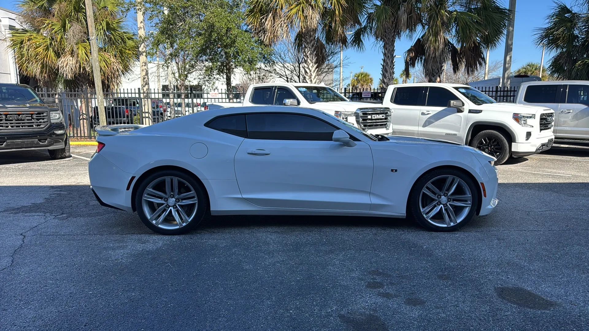 Used 2016 Chevrolet Camaro SS image 5