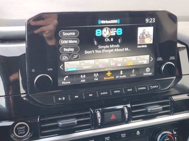 Used 2024 Nissan Pathfinder Platinum w/ Cargo Package image 5