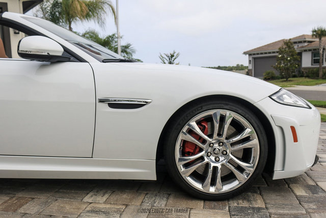 Used 2013 Jaguar XKR R-S RWD image 11