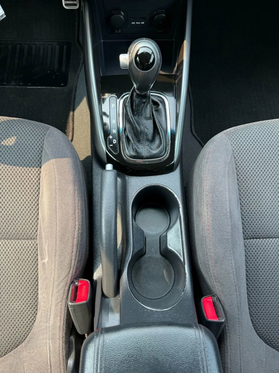 Used 2012 Kia Forte Koup SX image 21