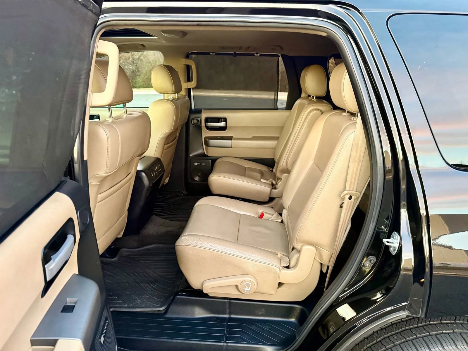 Used 2012 Toyota Sequoia Limited image 14