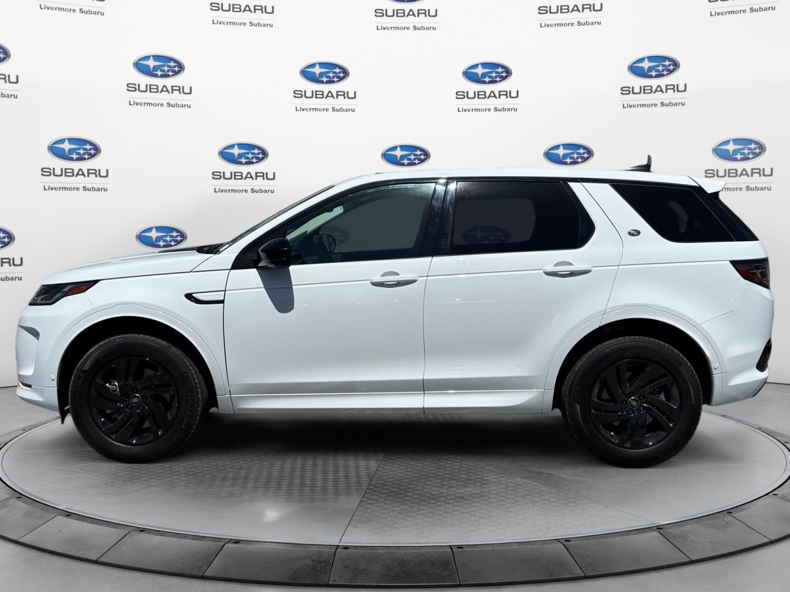 Used 2025 Land Rover Discovery Sport S AWD/4WD image 2
