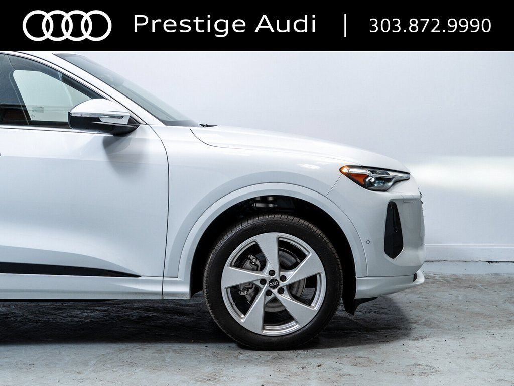 Used 2025 Audi Q5 Premium w/ Premium Plus AWD/4WD image 12